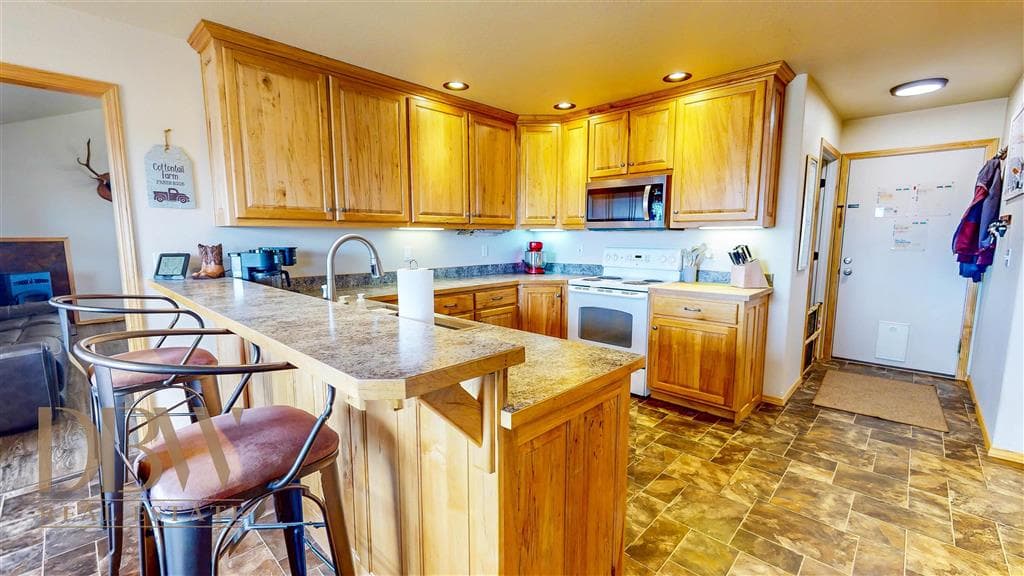 1010 Lane 11 1/2 — photo 6 of 25