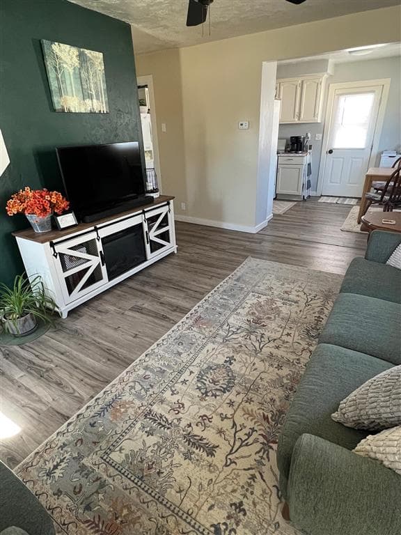 121 N 13th St — photo 2 of 25