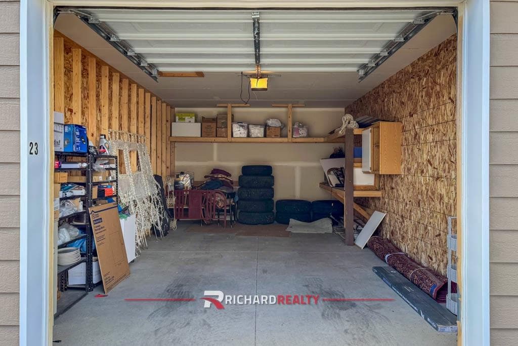 2844 Kent Ave — photo 15 of 17