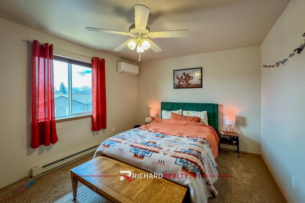 2844 Kent Ave — photo 7 of 17