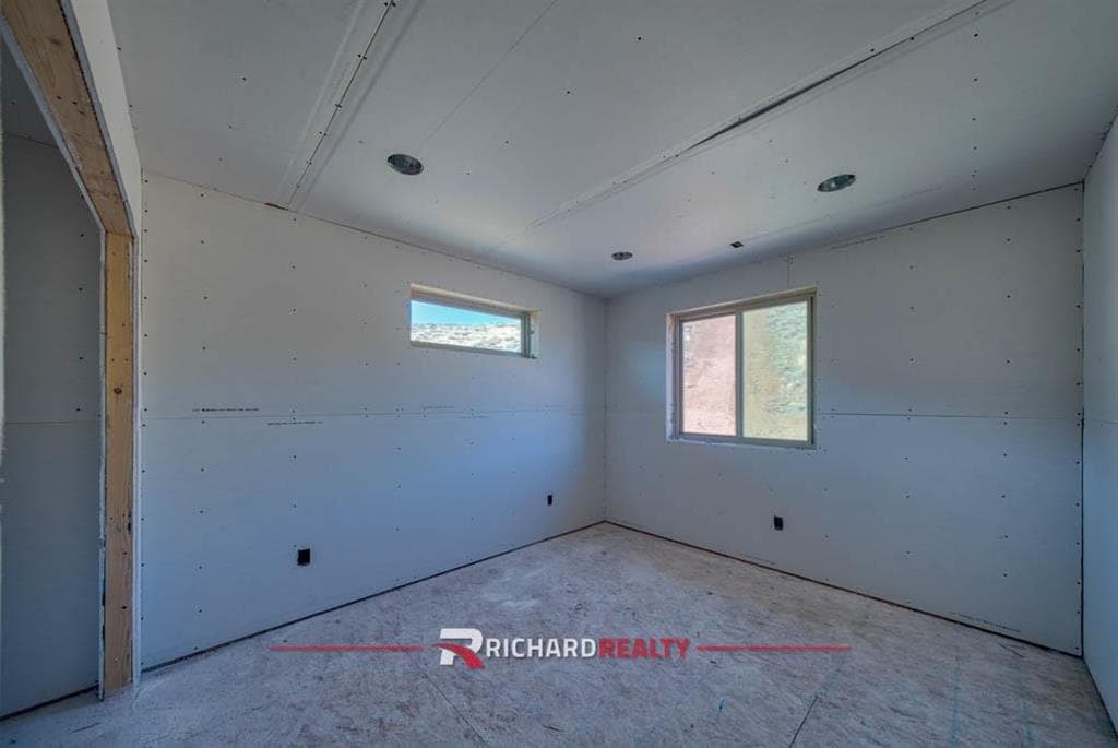 88 Irene Dr — photo 19 of 22