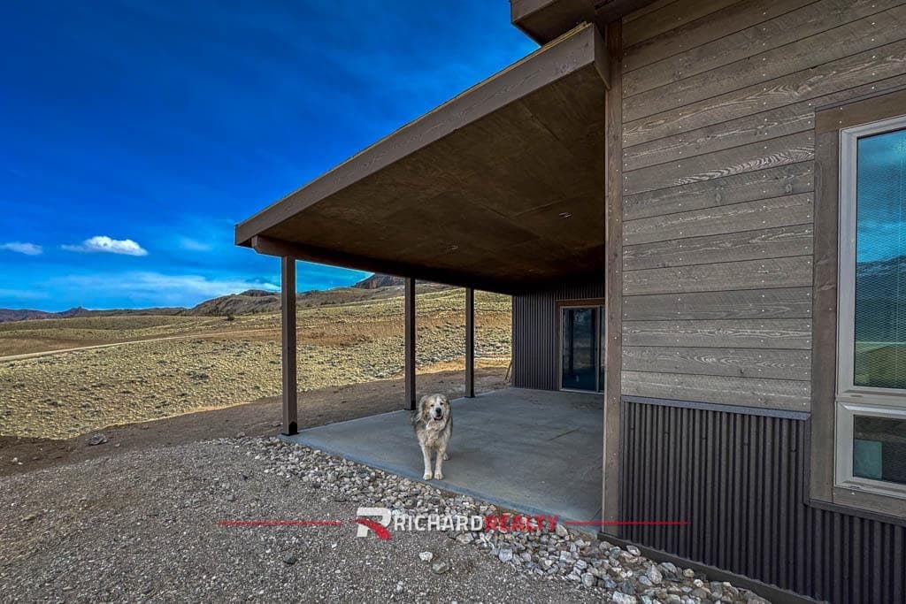 88 Irene Dr — photo 6 of 8