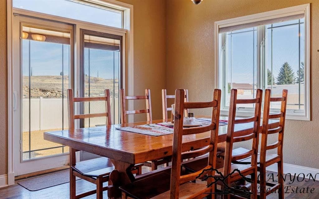 801 River View Dr — photo 9 of 25