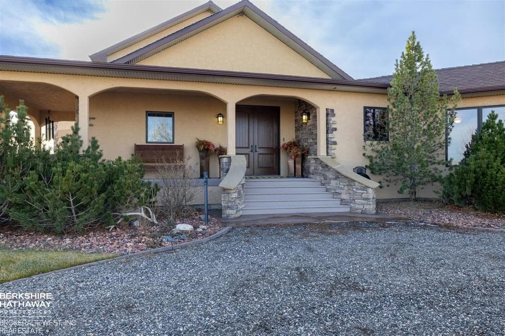 15 Hancock Dr — photo 4 of 25