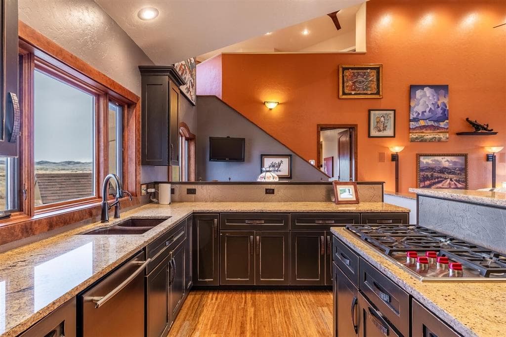 15 Hancock Dr — photo 8 of 25