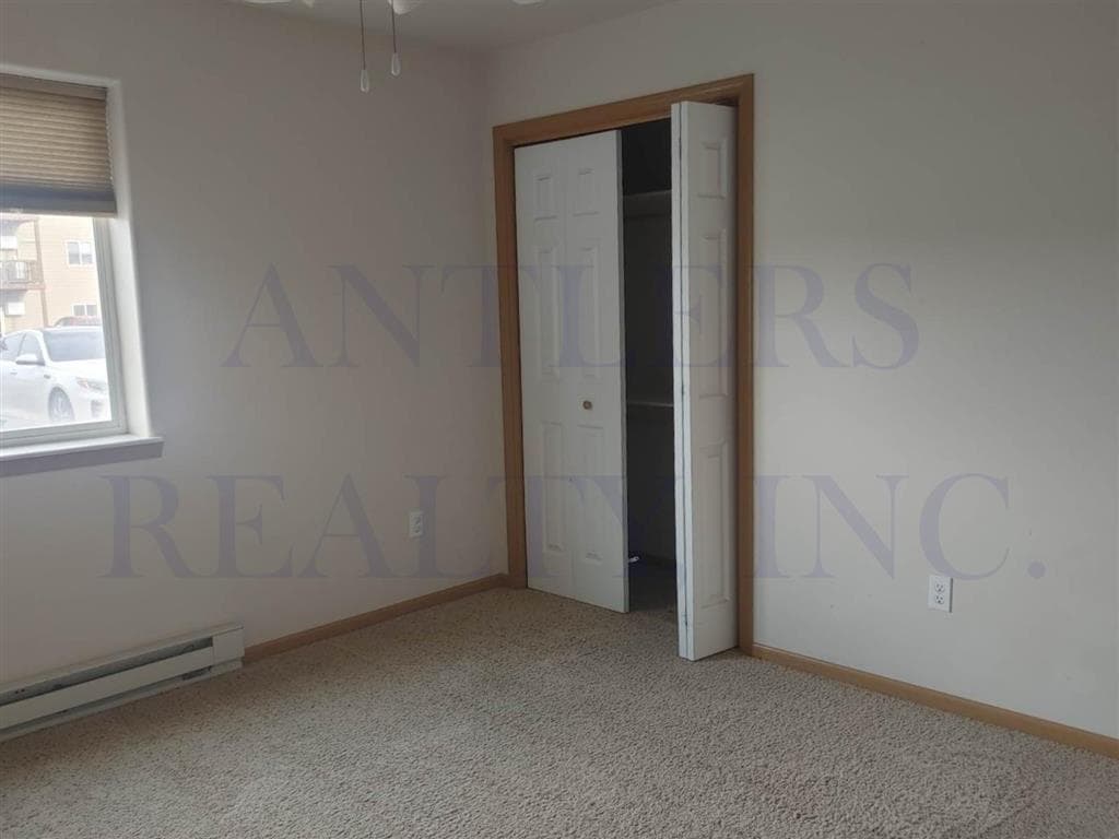 2844 Kent Ave — photo 6 of 8