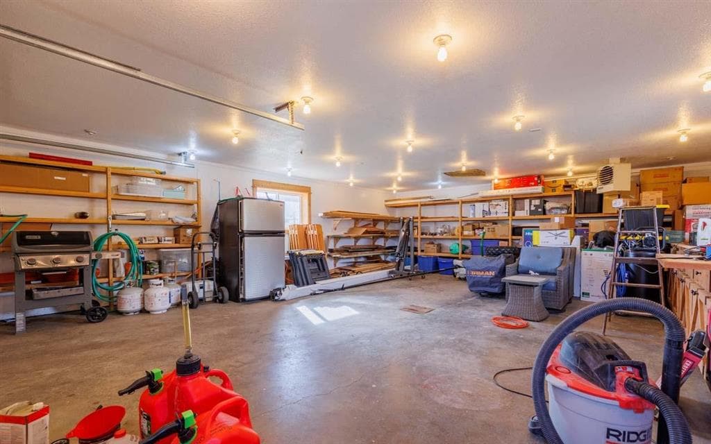 25 Moriah Rd — photo 13 of 25