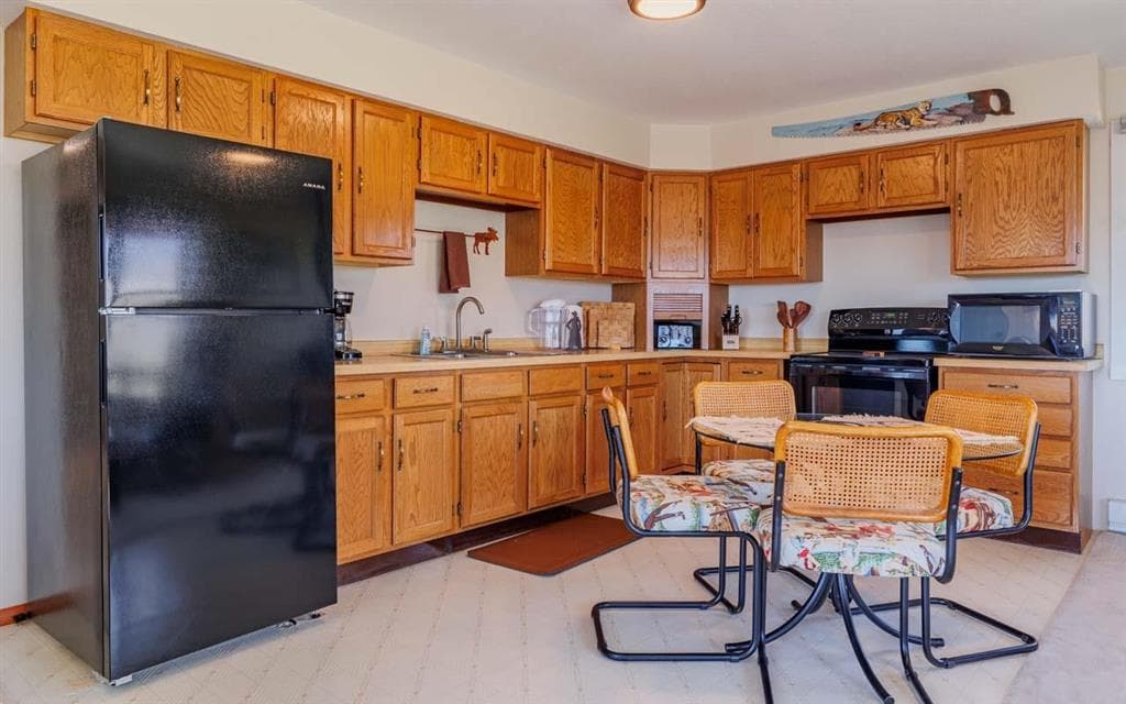 25 Moriah Rd — photo 5 of 25