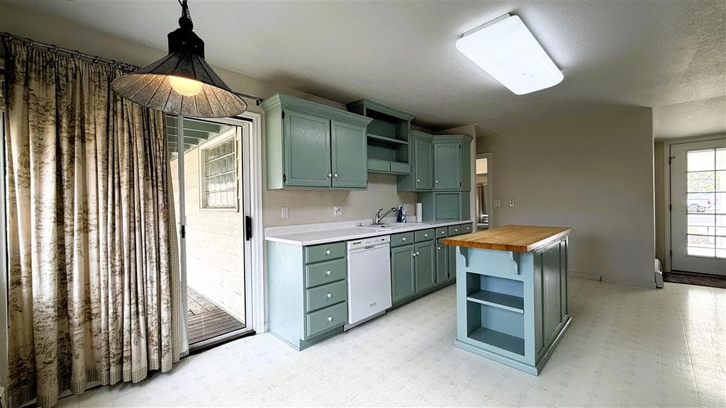 1205 Circle Rd — photo 11 of 25