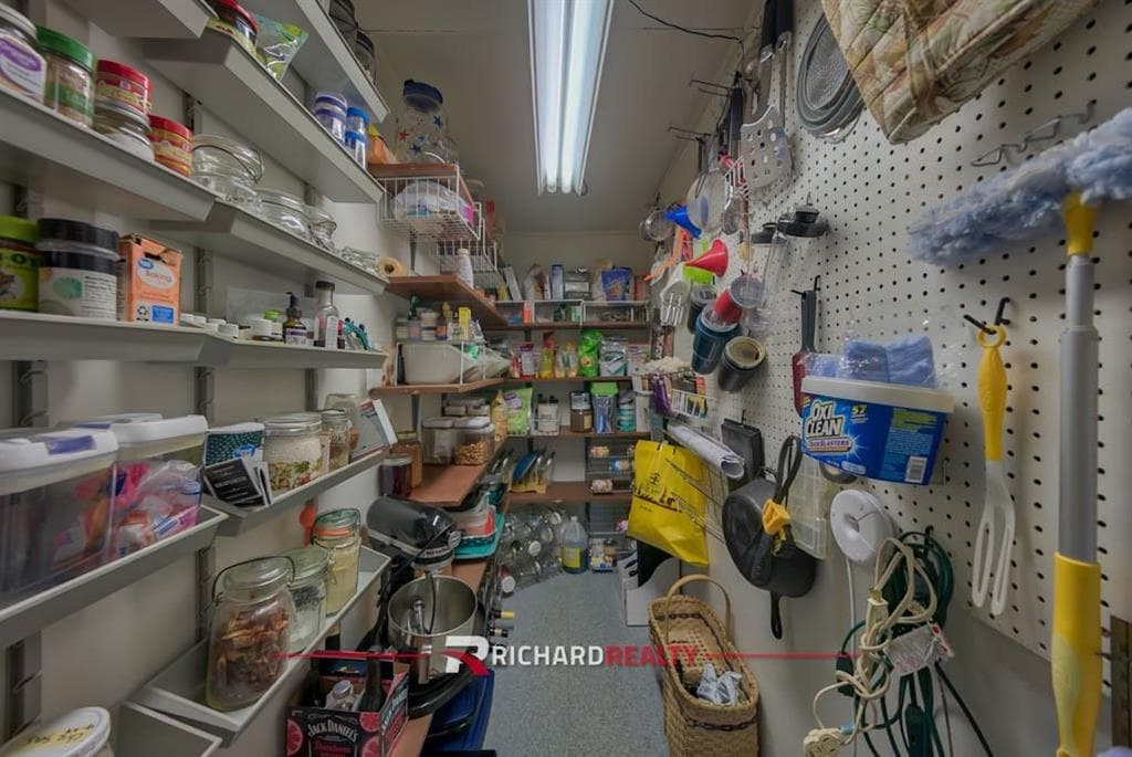 1044 Stampede Ave — photo 17 of 25