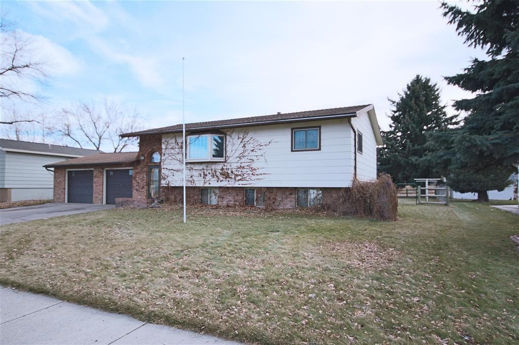 1314 Meadow Ln Ave photo 1