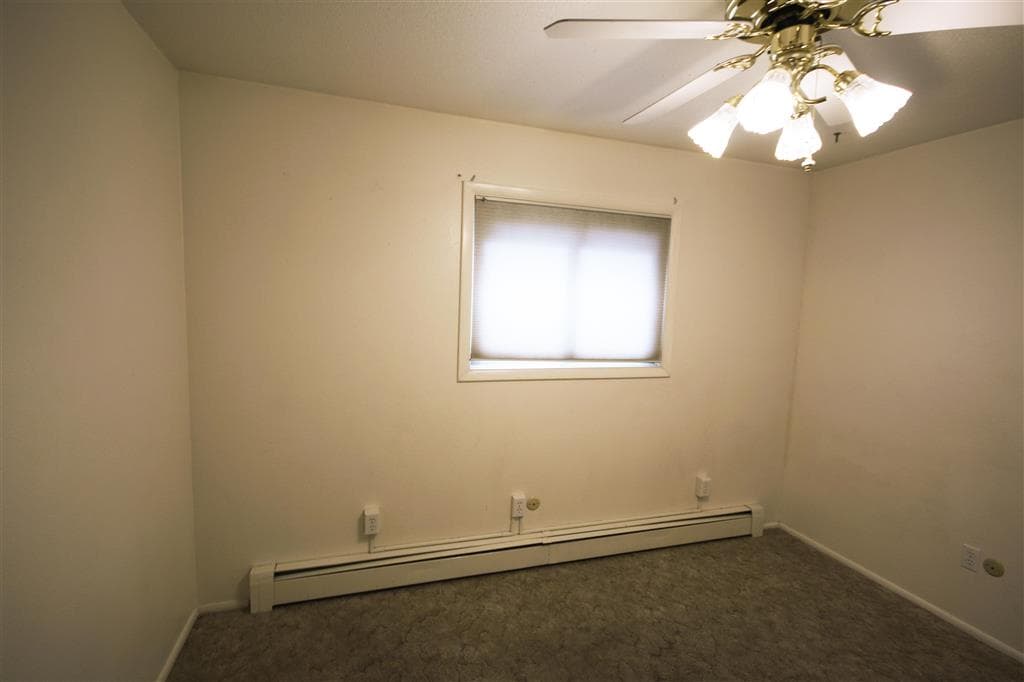 1314 Meadow Ln Ave — photo 9 of 25