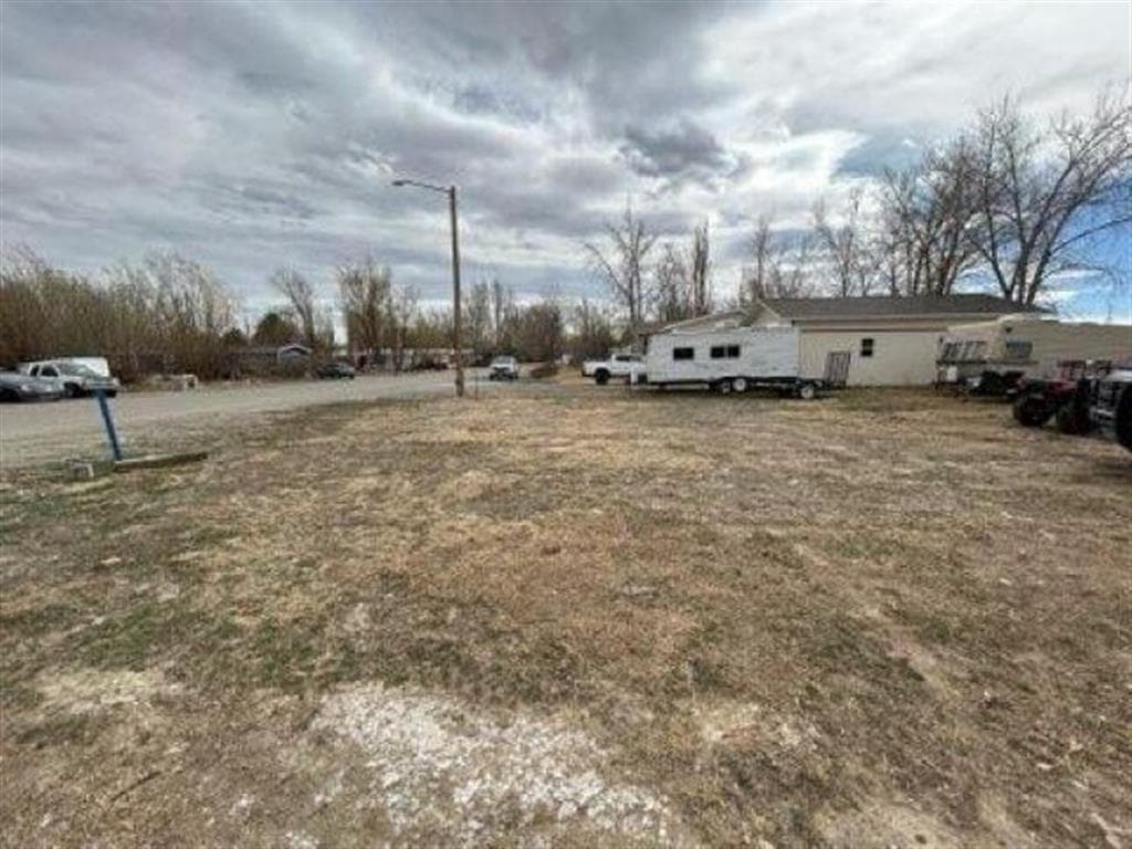 854 N 8th St — photo 13 of 18