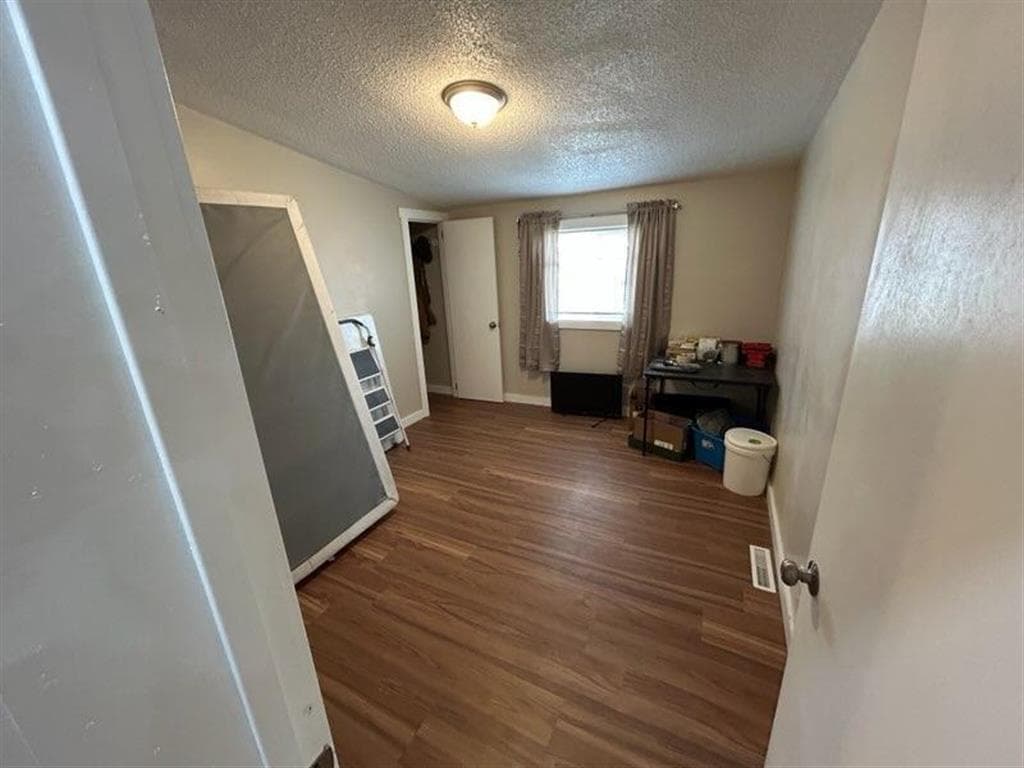 854 N 8th St — photo 5 of 18