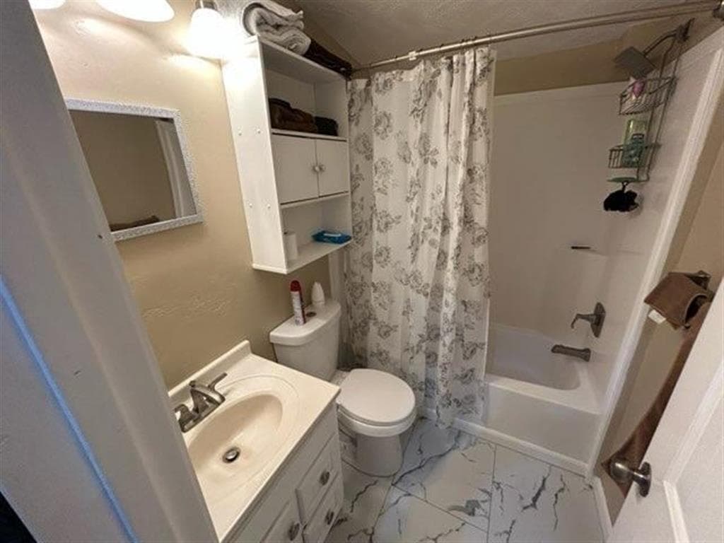 854 N 8th St — photo 7 of 18