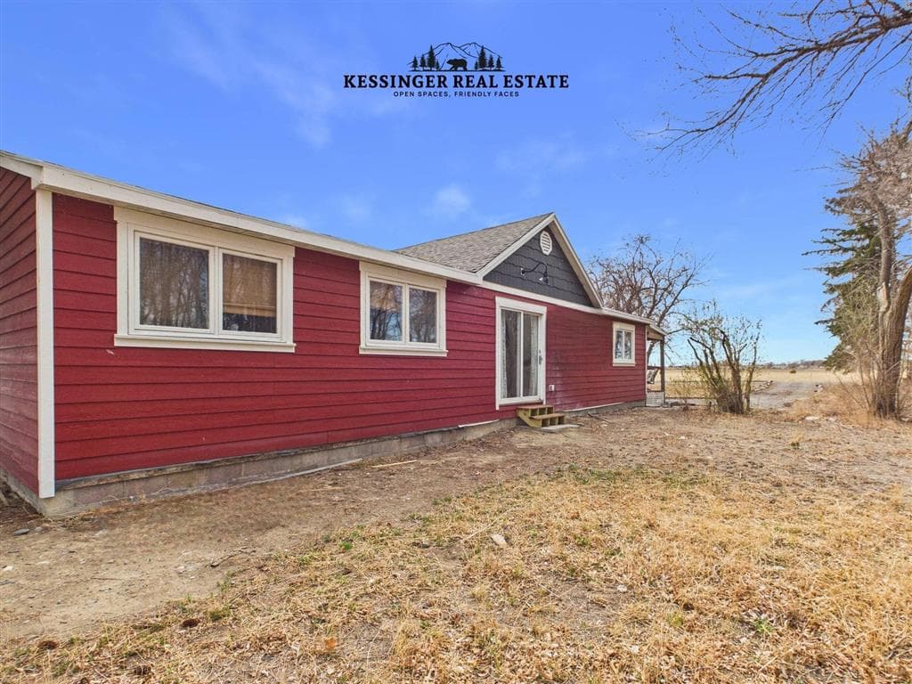 423 Lane 12 — photo 12 of 25