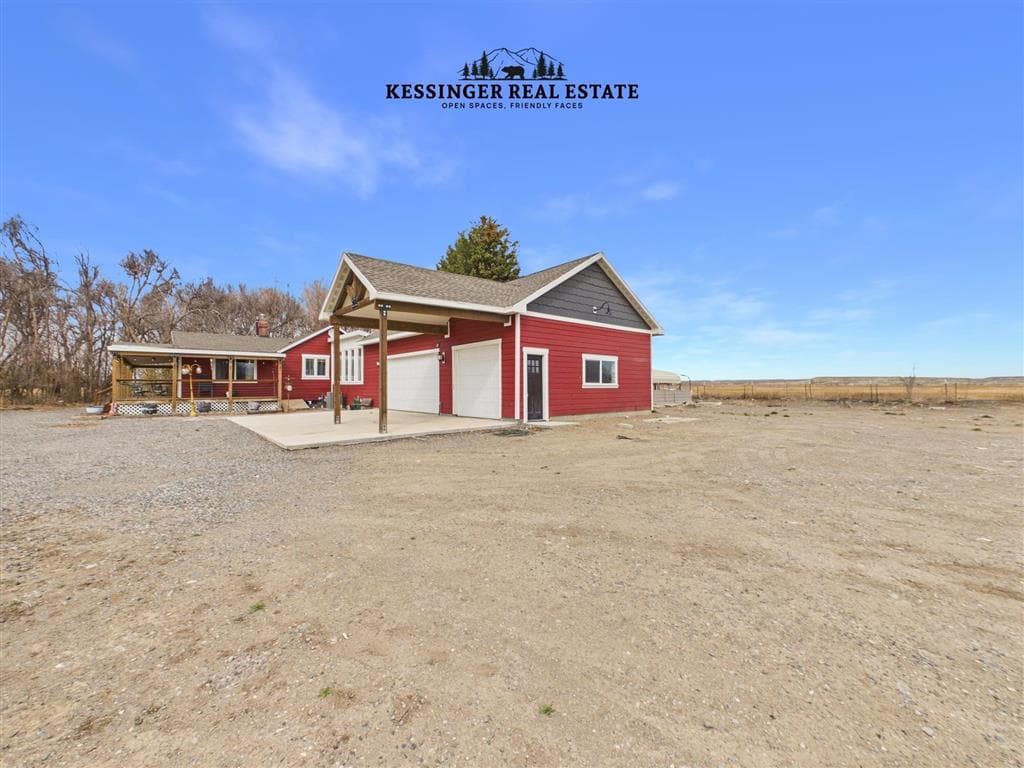 423 Lane 12 — photo 9 of 25