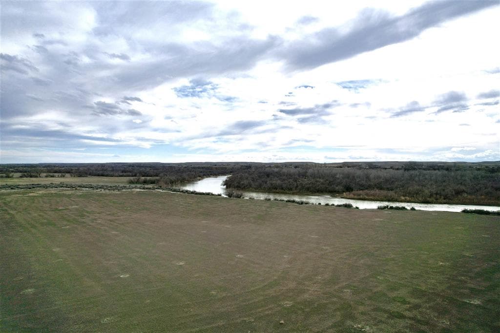 3824 Basin Gardens Rd — photo 2 of 25