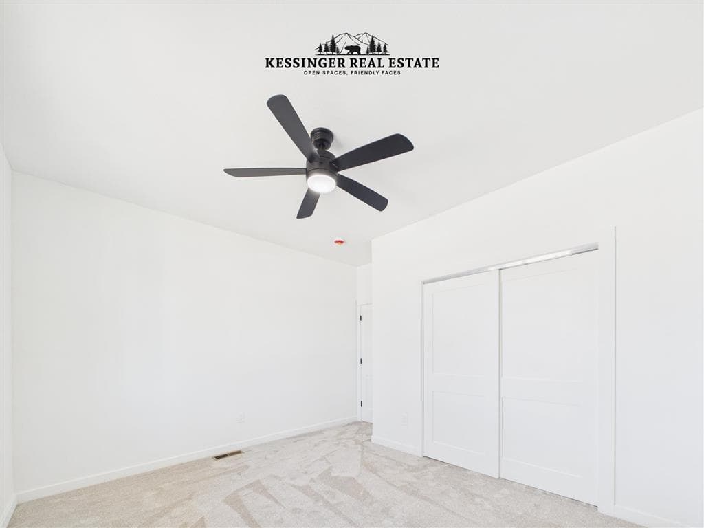 272 Park Ave — photo 24 of 25