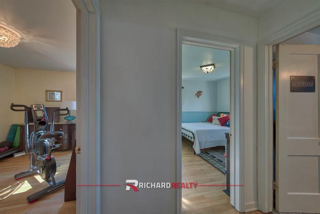 1802 Salsbury Ave — photo 13 of 25