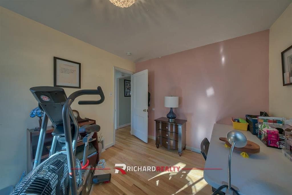 1802 Salsbury Ave — photo 16 of 25