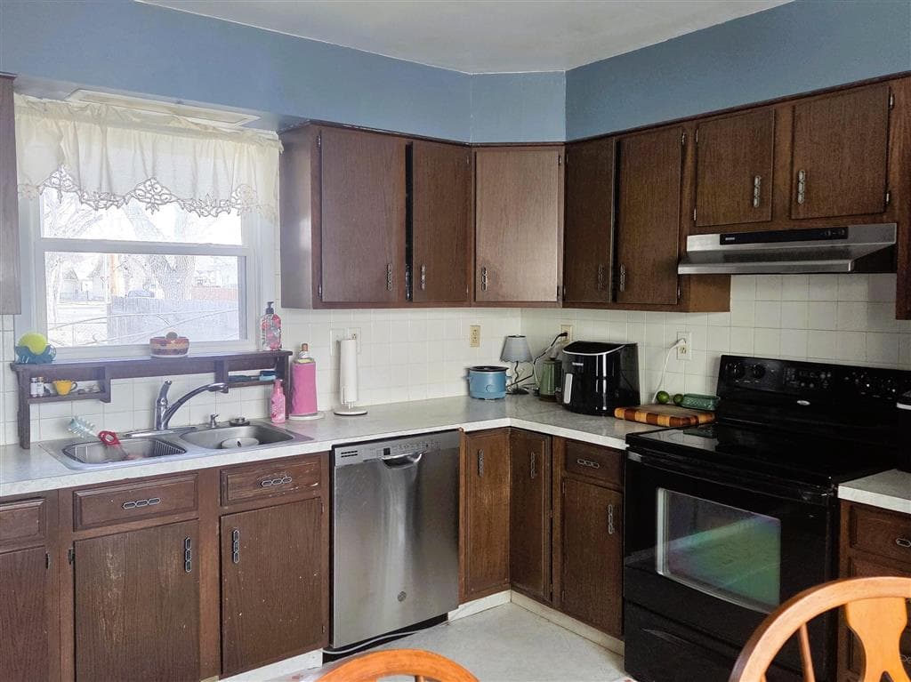 1021 Culbertson Ave — photo 12 of 25