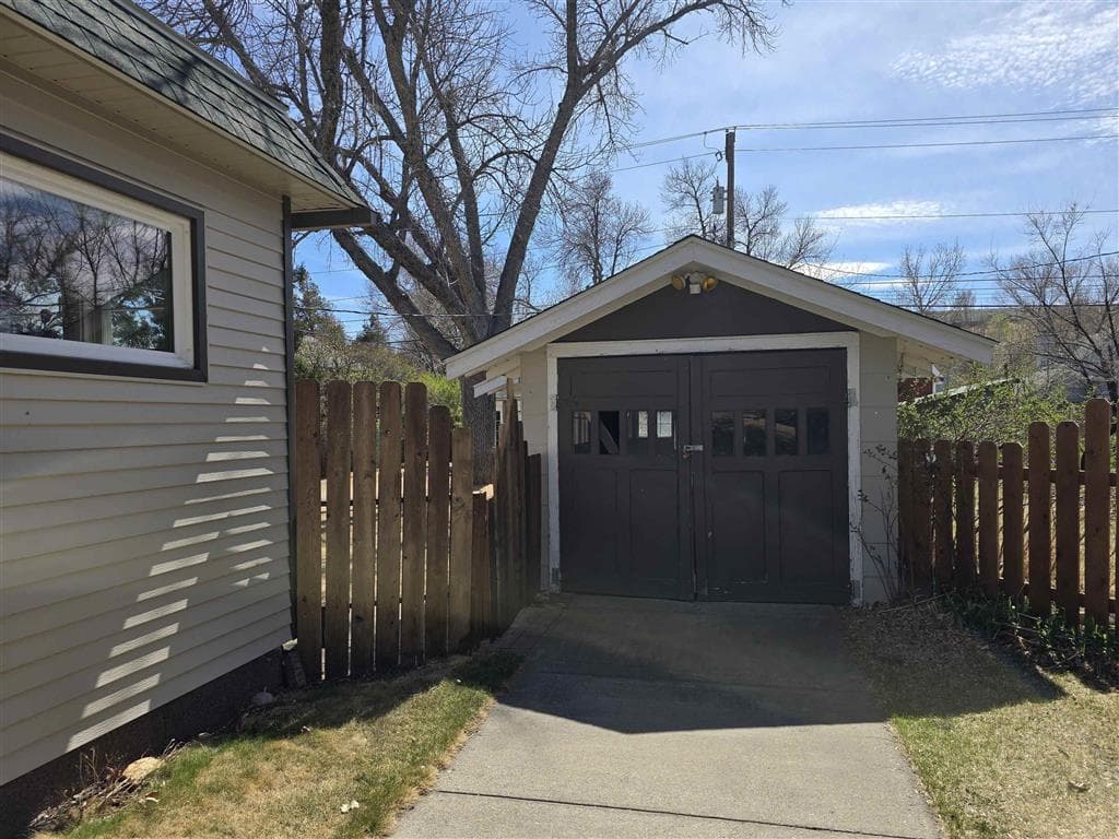 1432 Beck Ave — photo 20 of 22