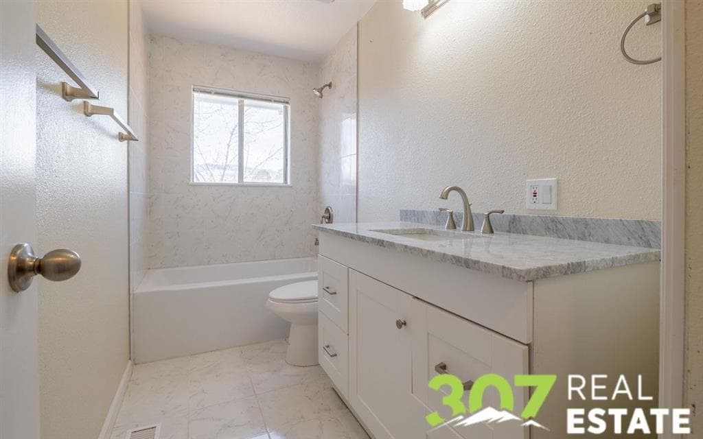 1607 Park Ln — photo 13 of 25