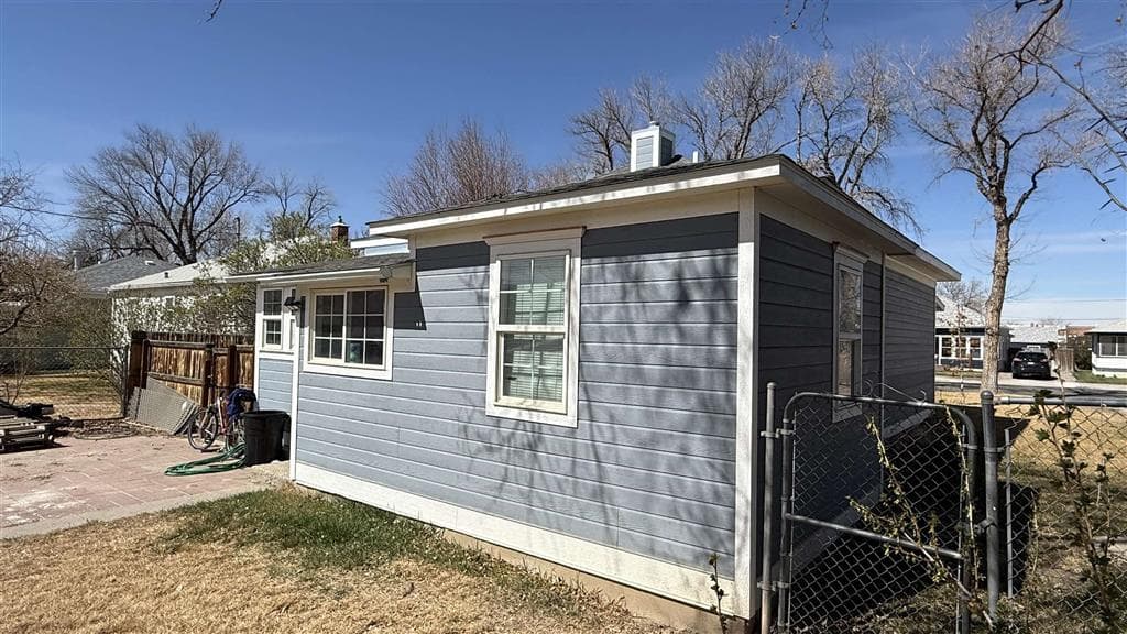 708 Culbertson Ave — photo 4 of 24