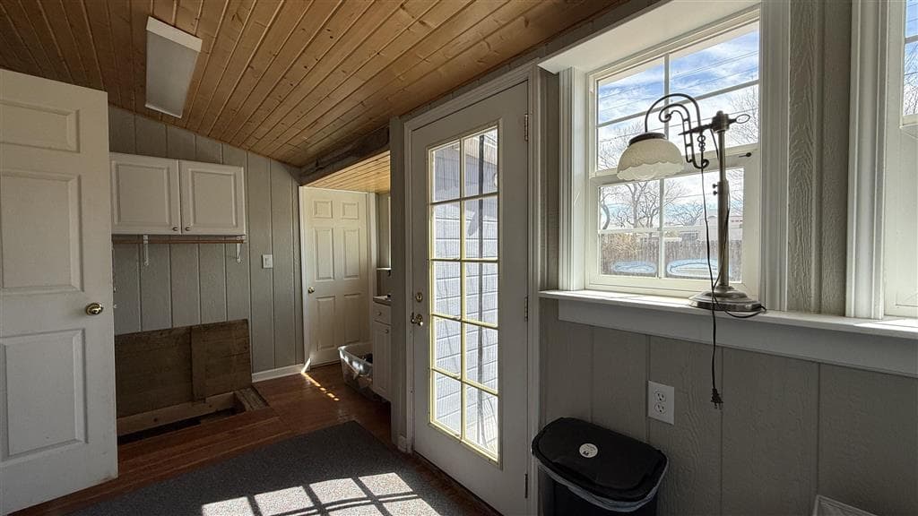 708 Culbertson Ave — photo 8 of 24