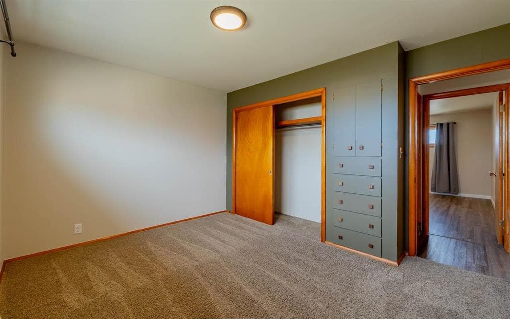 700 Big Horn Ave — photo 11 of 25
