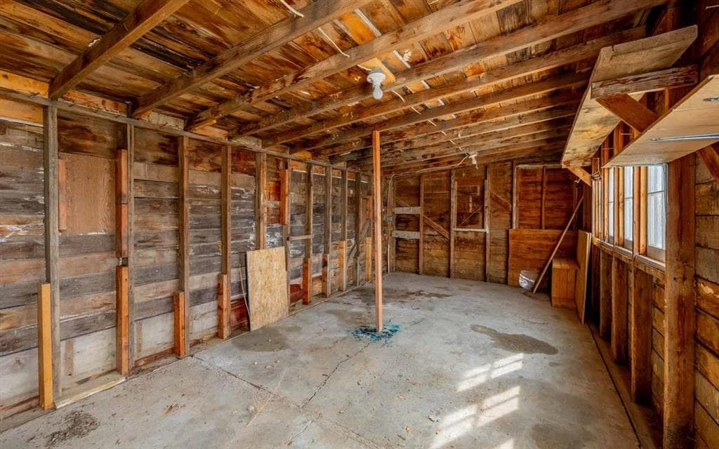 700 Big Horn Ave — photo 23 of 25