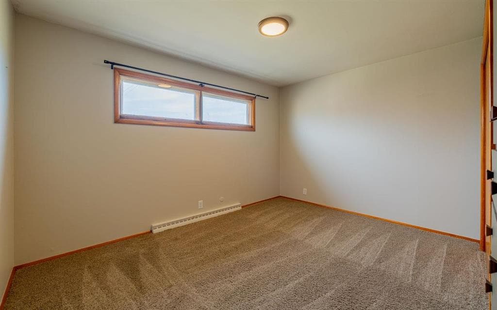 700 Big Horn Ave — photo 10 of 25