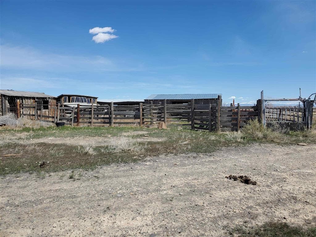 1281 Hwy 30 — photo 6 of 12