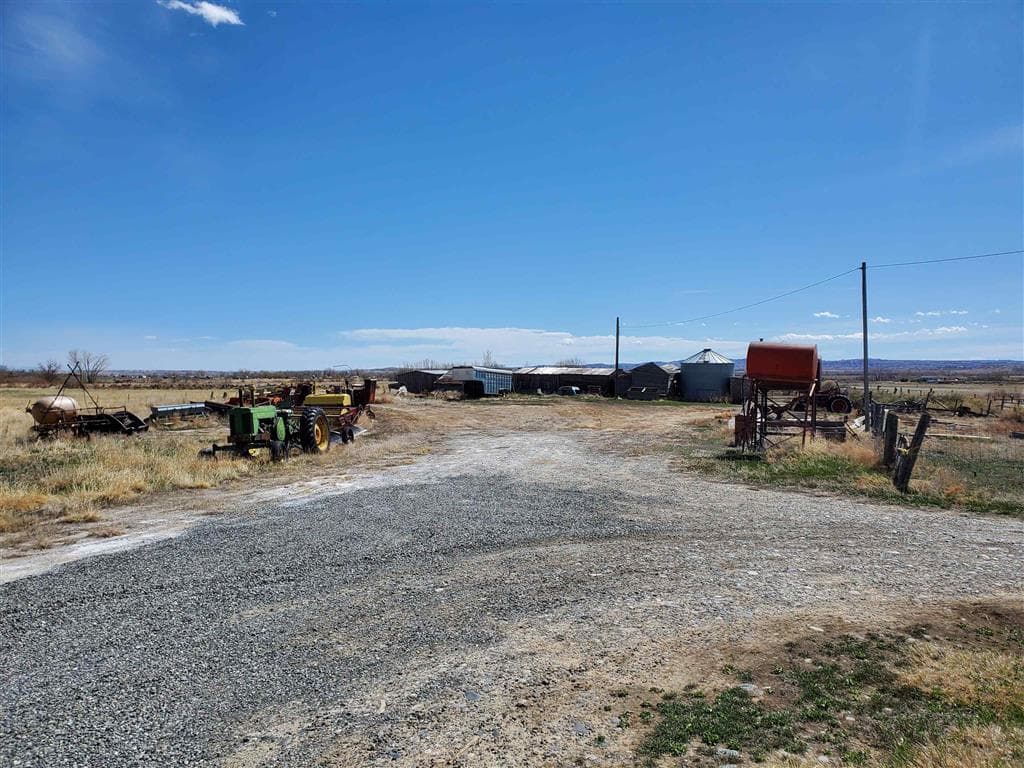 1281 Hwy 30 — photo 7 of 12