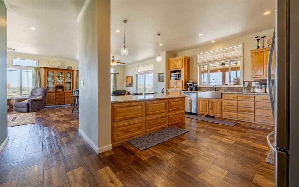 365 Broken Spoke Loop — photo 12 of 25