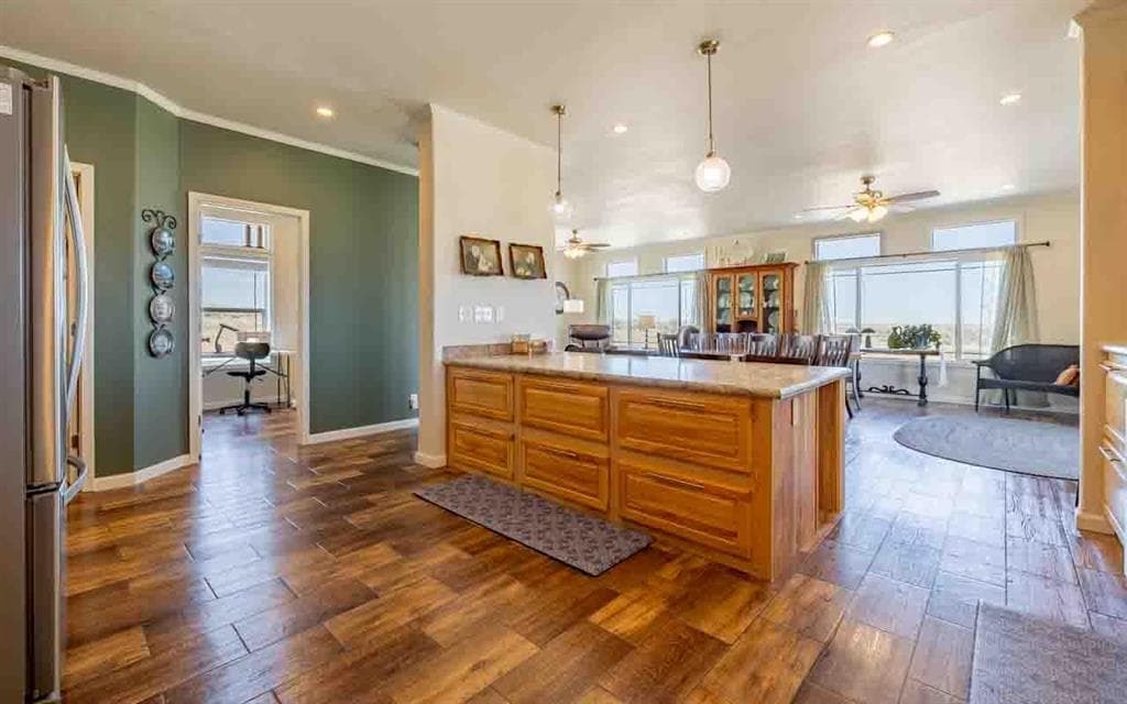 365 Broken Spoke Loop — photo 14 of 25