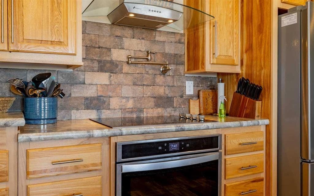 365 Broken Spoke Loop — photo 17 of 25