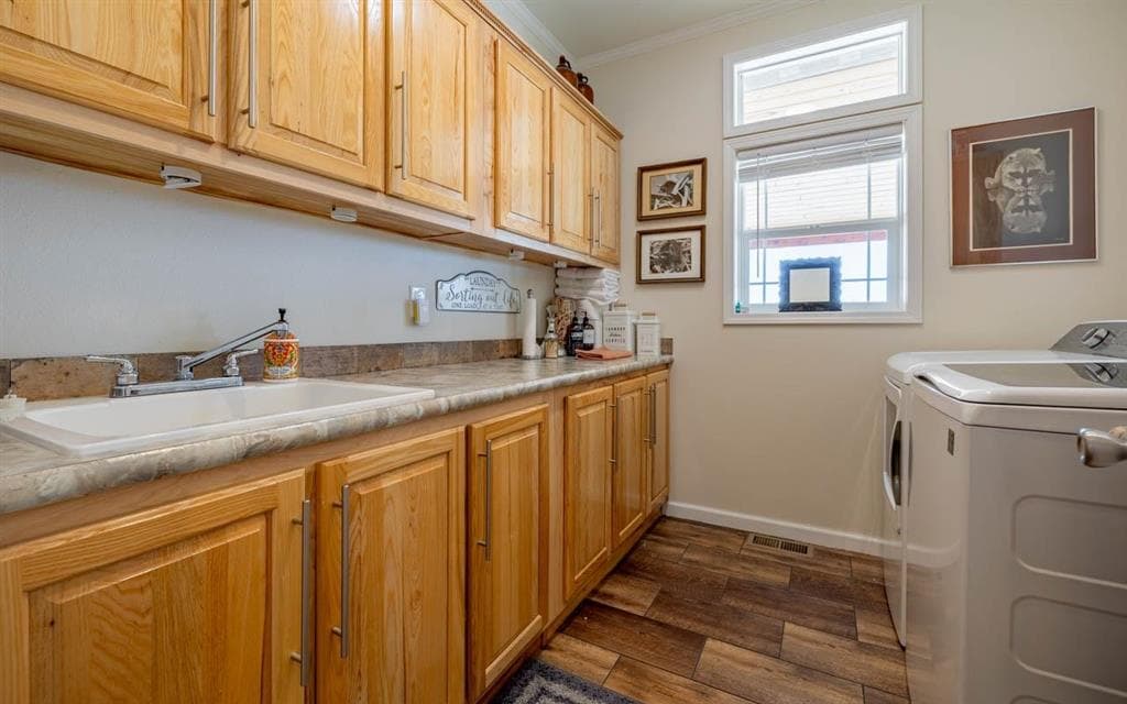 365 Broken Spoke Loop — photo 21 of 25