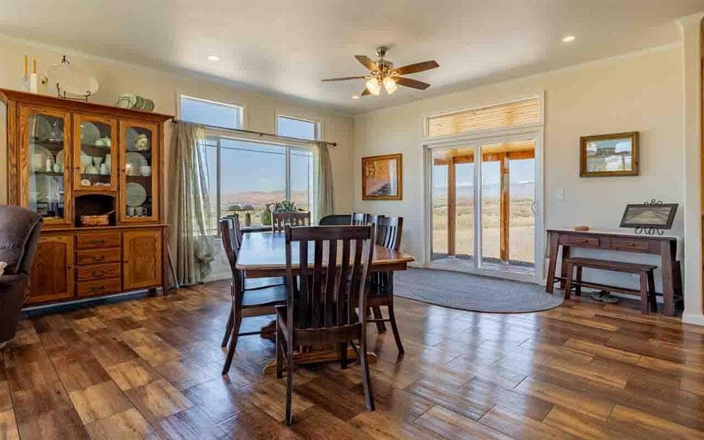 365 Broken Spoke Loop — photo 7 of 25