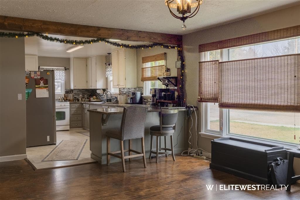 30 N Division St — photo 17 of 25