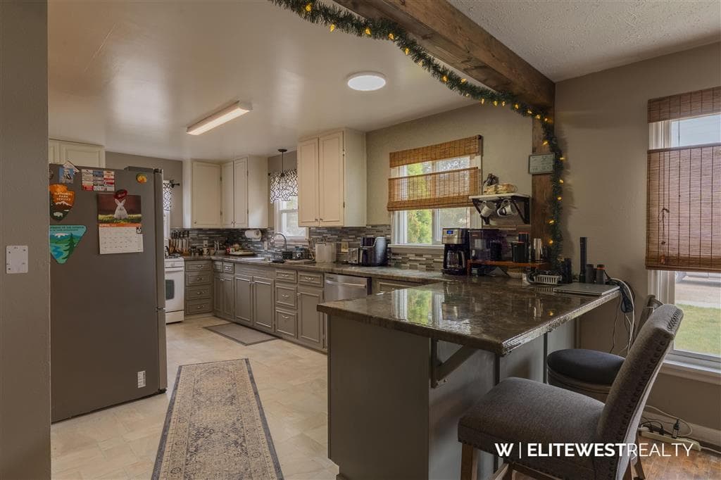 30 N Division St — photo 21 of 25