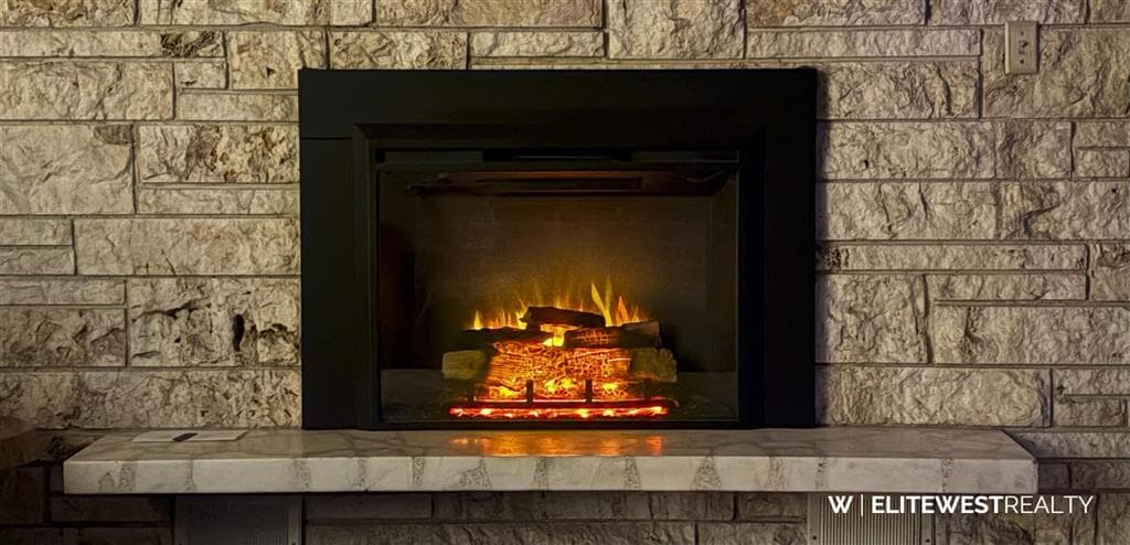 30 N Division St — photo 10 of 25