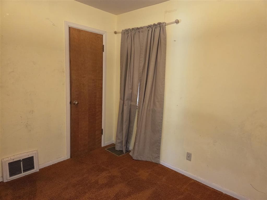 1400 Howell Ave — photo 15 of 25