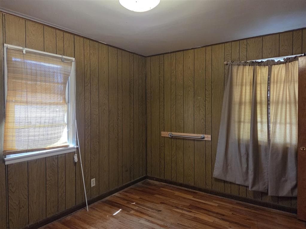 1400 Howell Ave — photo 16 of 25