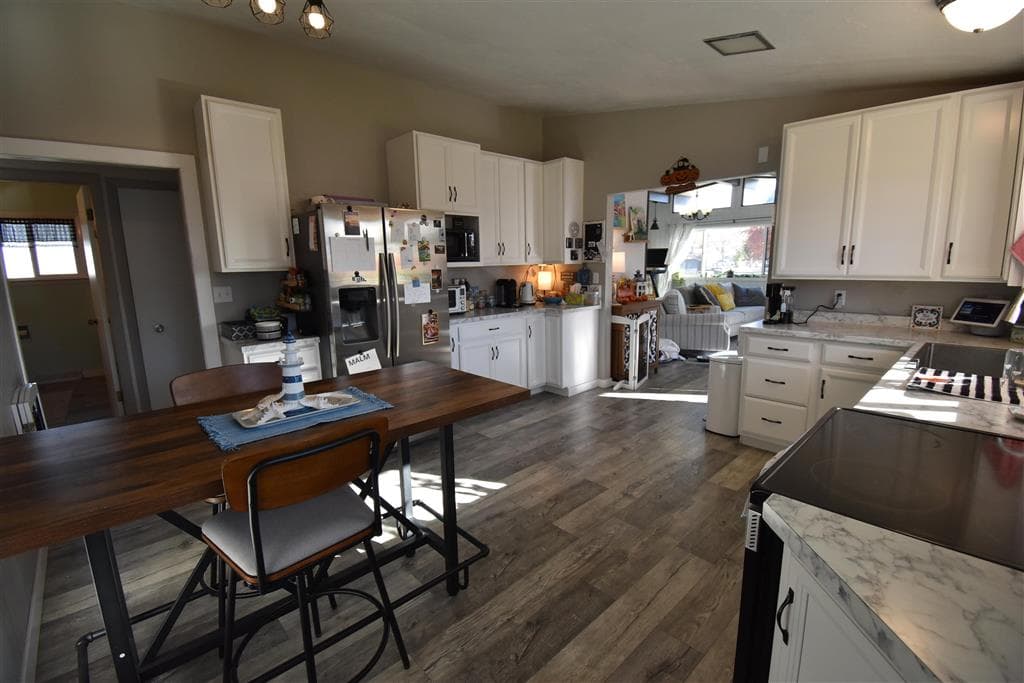 464 Cary St — photo 16 of 25