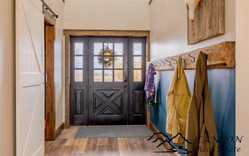 1070 Road 16 — photo 2 of 25