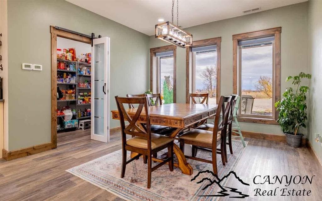 1070 Road 16 — photo 17 of 25