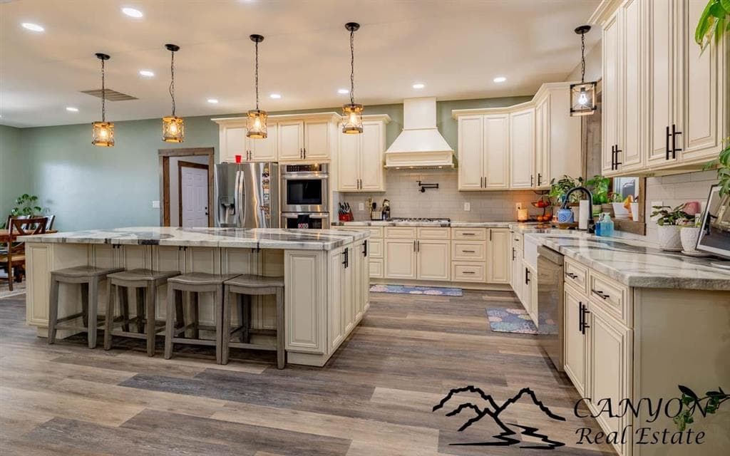 1070 Road 16 — photo 10 of 25