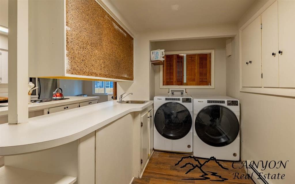 826 Cody Ave — photo 17 of 25